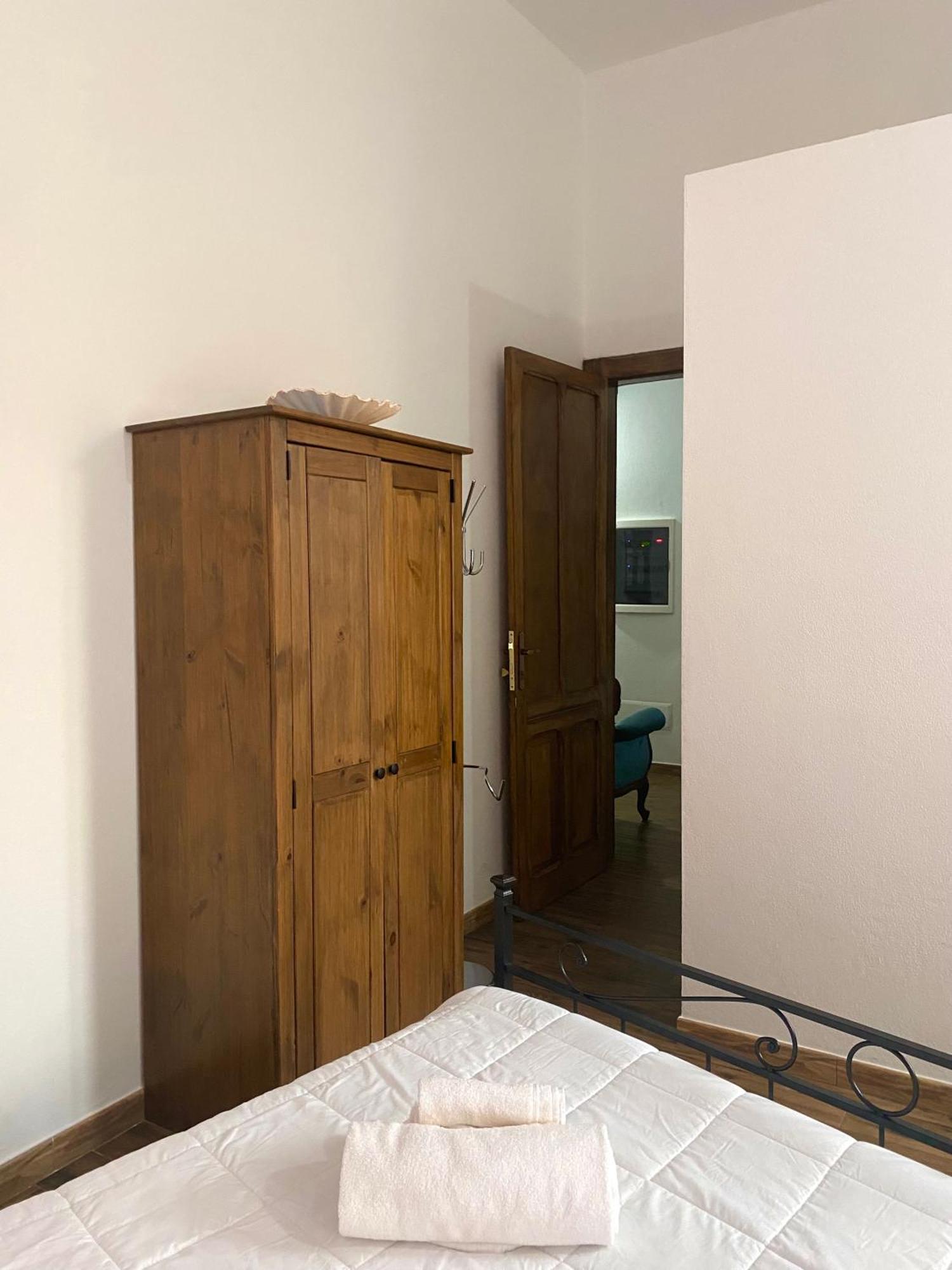 Dani'S House Hotel Cagliari Værelse billede